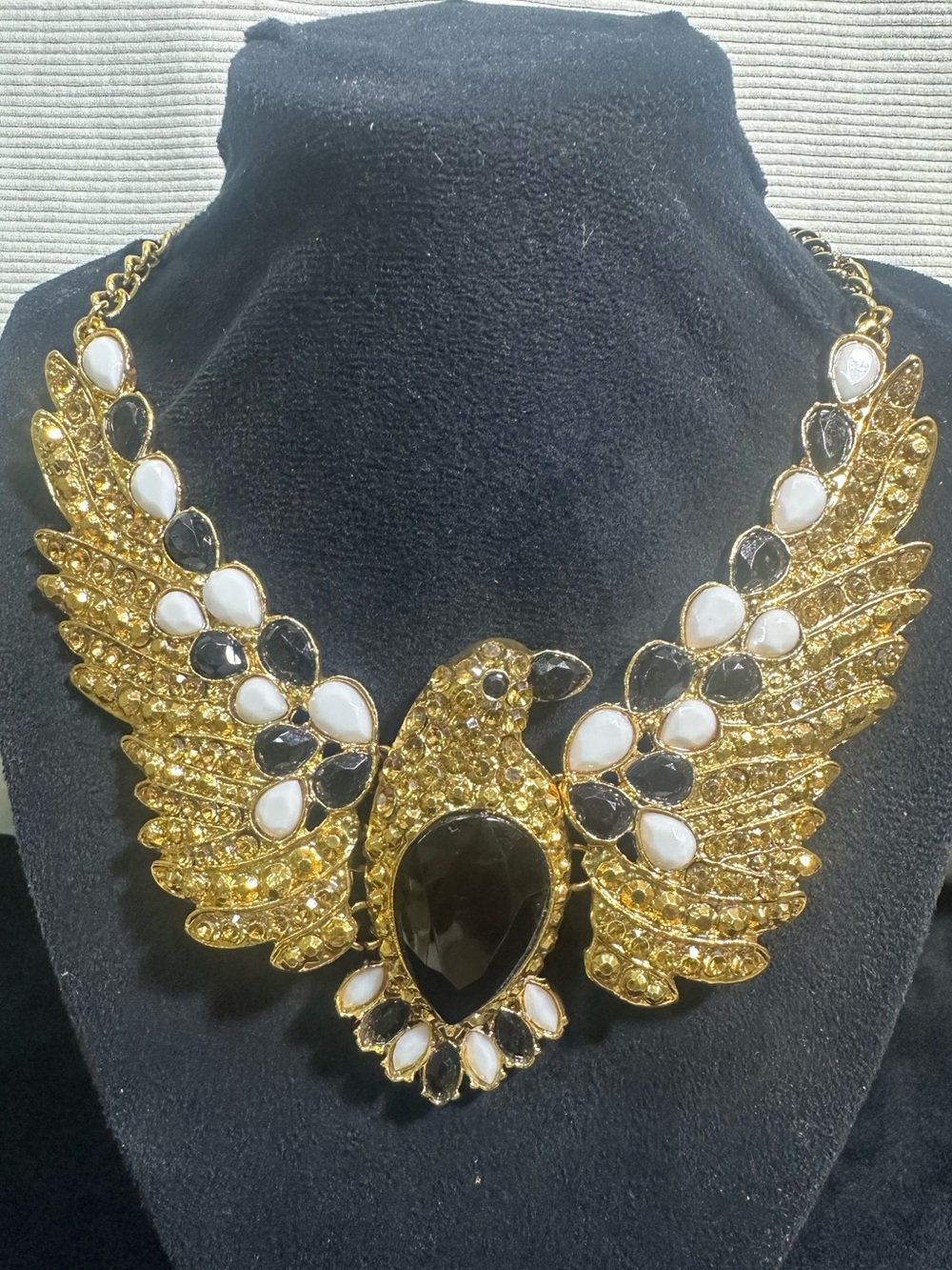 Vtg: Large Glass Rhinestone Winged Eagle Statement Runway Necklace